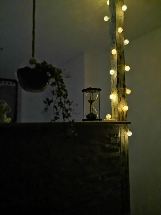 Studio Zen Et Cosy, Neuf En Pleine Ville Saint-Claude Eksteriør billede