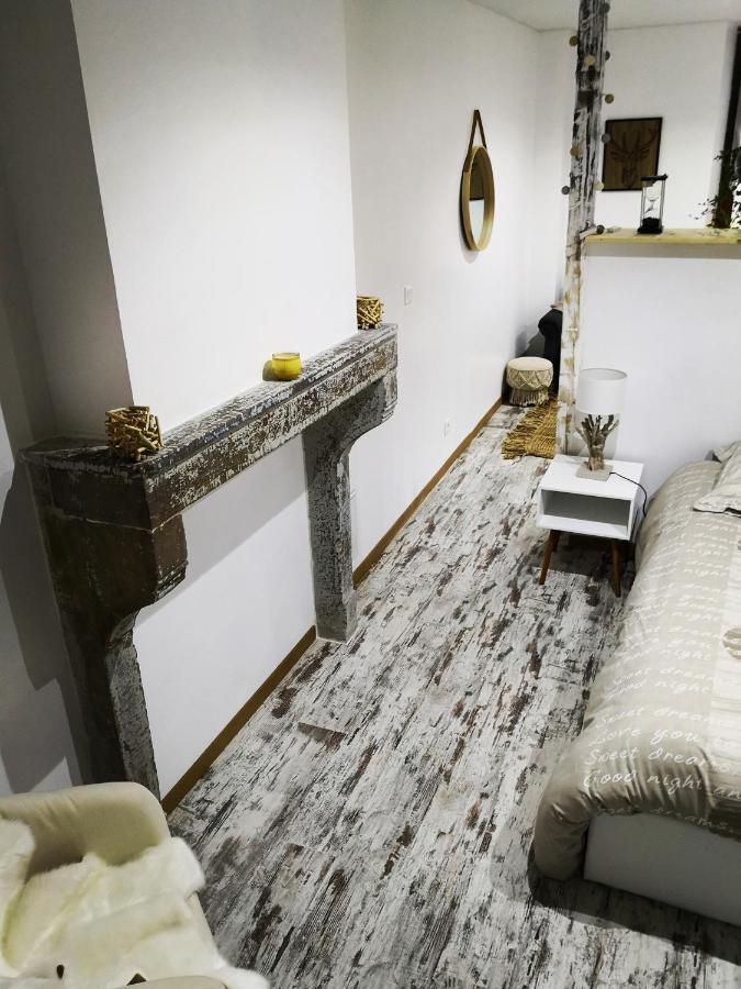 Studio Zen Et Cosy, Neuf En Pleine Ville Saint-Claude Eksteriør billede